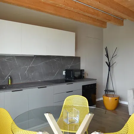 Apartment Casette Di Gio' *